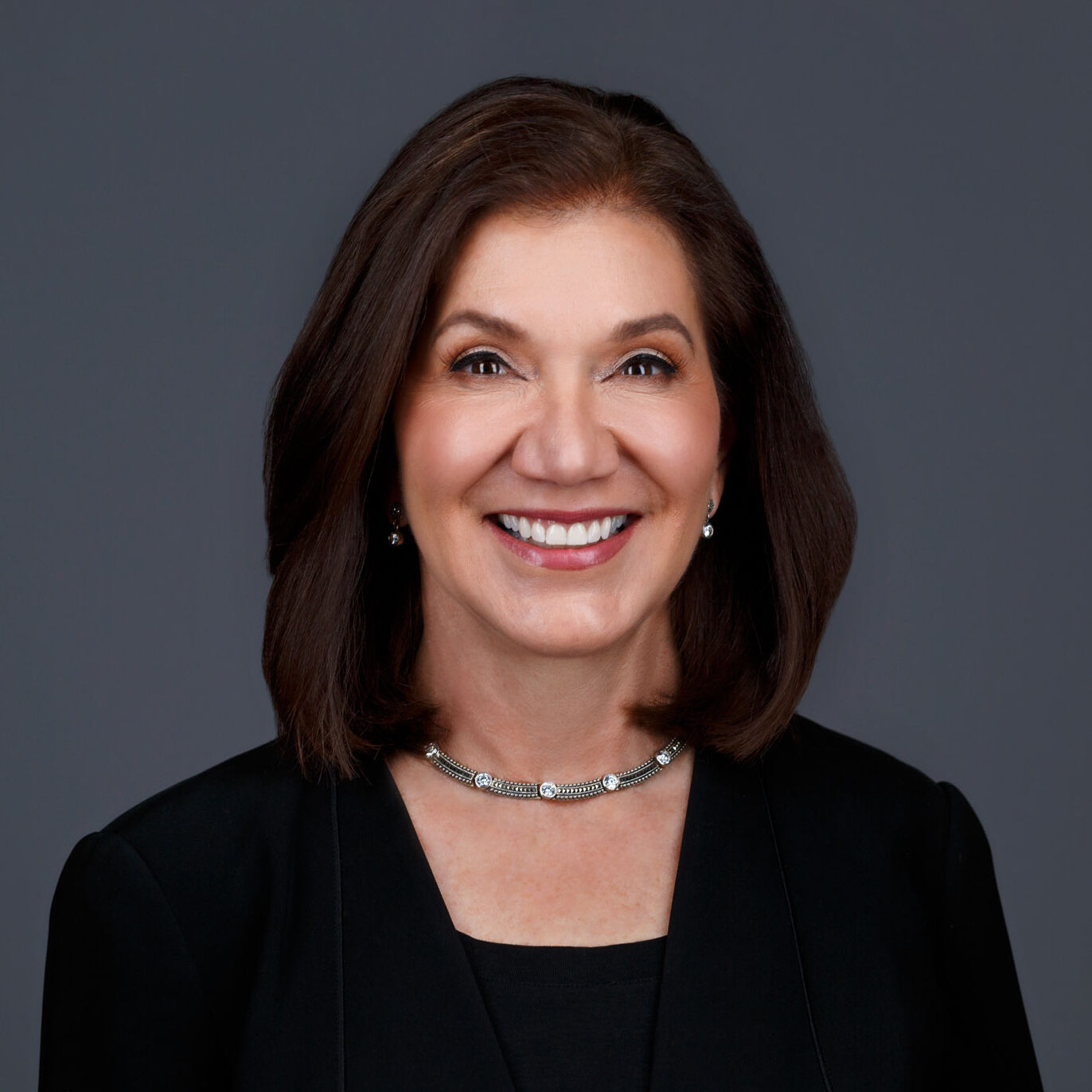 Photo of woman with brown hair