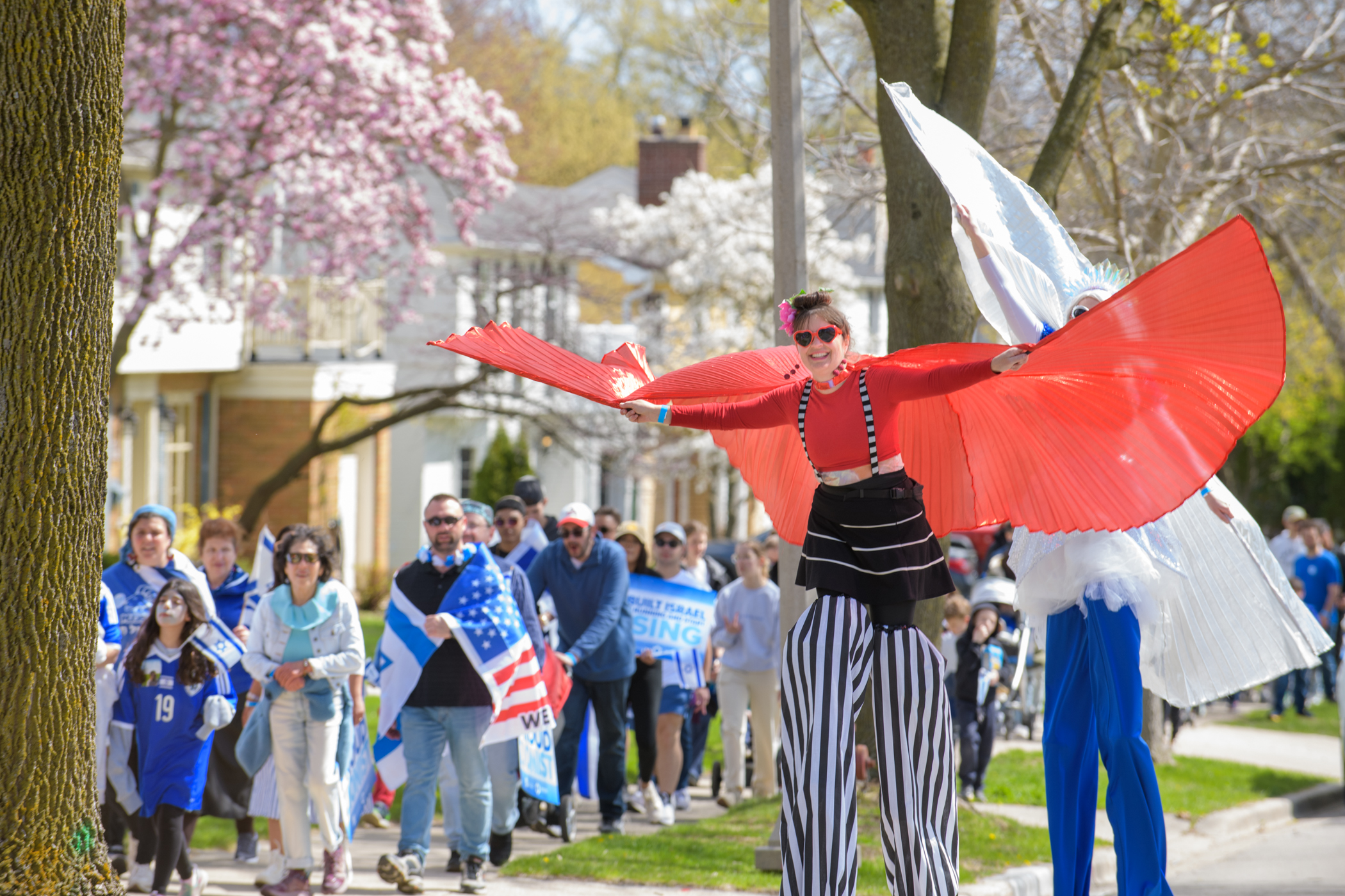 Crowd of people walking.